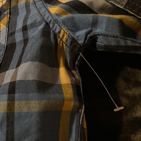 Boys button down shirt and t-shirt.  Size Large 10-12 - Picture 6 of 7